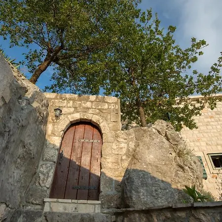 Villa Stolovi Klek